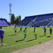 En Godoy Cruz aparecen nombres y se suman las bajas en el plantel
