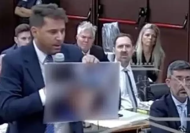 Durante las primeras instancias del juicio se mostraron im�genes dr�sticas del estado en que estaba Diego Maradona en sus �ltimos momentos.