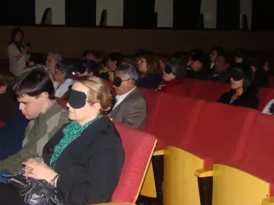 Joven ciega desaf�a los sentidos con una propuesta de cine inclusivo