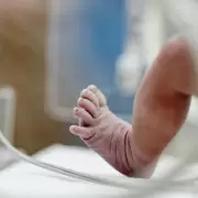 ¡Milagro inesperado! Fueron a despedir a su nietito a la morgue y lo encontraron vivo