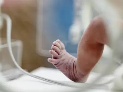 �Milagro inesperado! Fueron a despedir a su nietito a la morgue y lo encontraron vivo