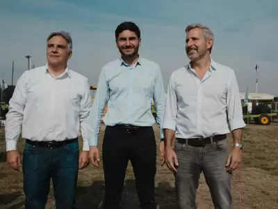 Martin Llaryora, Maximiliano Pullaro y Rogelio Frigerio