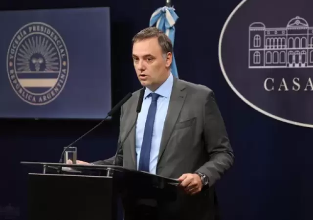 Manuel Adorni