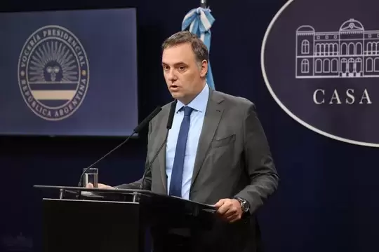 Manuel Adorni