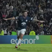 Independiente Rivadavia venció a Racing en un partidazo