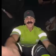 El Wandi se coló en Lollapalooza 2025 con un disfraz de barrendero