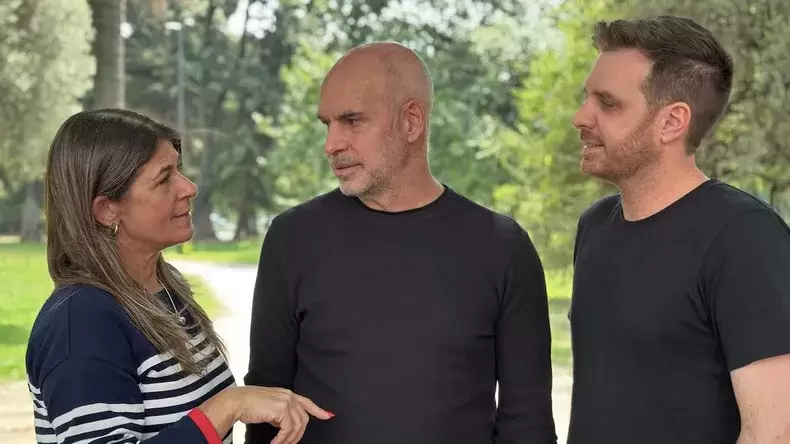 Guadalupe Tagliaferri, Horacio Rodríguez Larreta, y Emmanuel Ferrario.