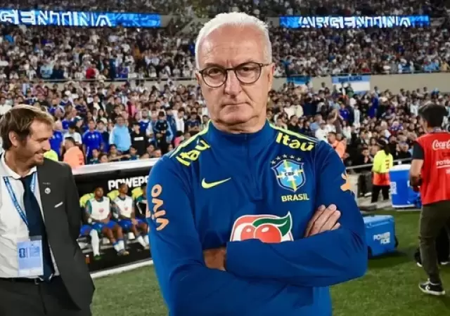 Dorival j�nior, fue destitu�do como DT de Brasil luego de la derrota en el Monumental/