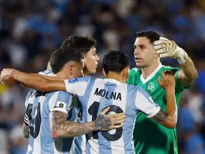 Tras la soberbia actuaci�n ante Brasil y Uruguay, Argentina sigue siendo candidata a los ojos de los hinchas/