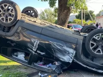 La camioneta robada que atropell� y mat� a una nena de 11 a�os que estaba en brazos de su mam�/