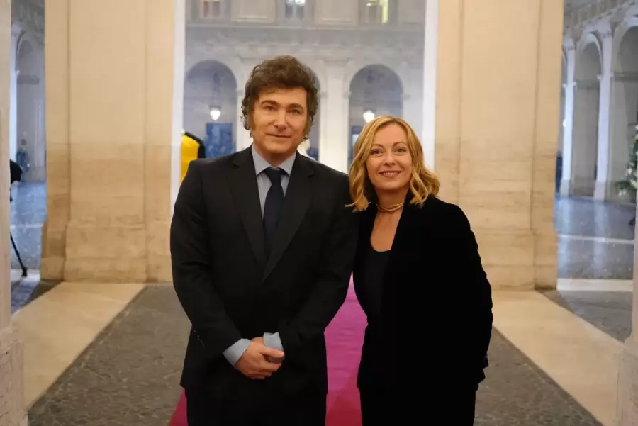 Javier y Giorgia un v�nculo que crece