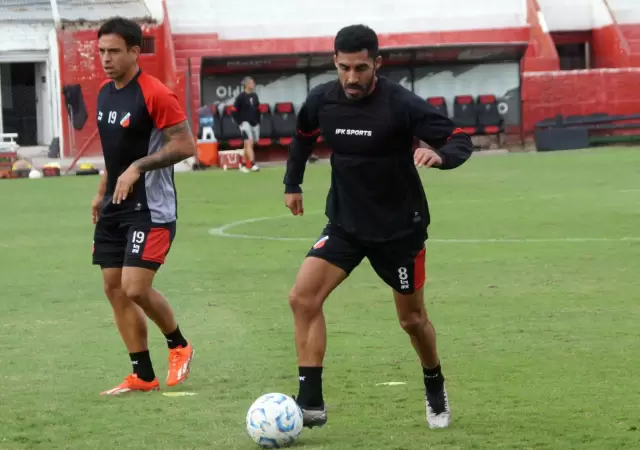 Deportivo Maip� recibe a San Mart�n de Tucum�n y busca seguir en el lote de arriba