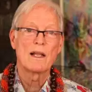 Murió Richard Chamberlain, legendario actor de 'Shogun' y 'El pájaro canta hasta morir'