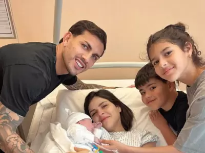 La familia Paredes tiene un nuevo hincha de la Selecci�n argentina.