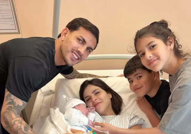 La familia Paredes tiene un nuevo hincha de la Selecci�n argentina.