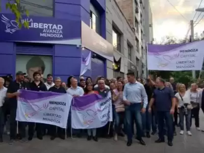 El s�bado inauguraron la sede de La Libertad Avanza, LLA, en la Ciudad de Mendoza.