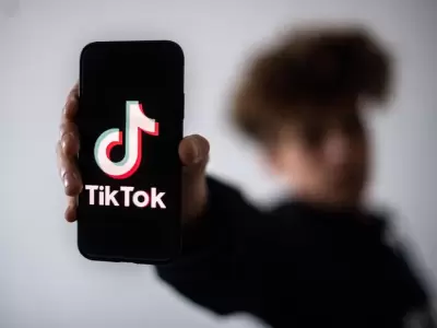 Los retos de TikTok muchas veces pueden ser peligrosos y pueden poner en riesgo a los adolescentes.