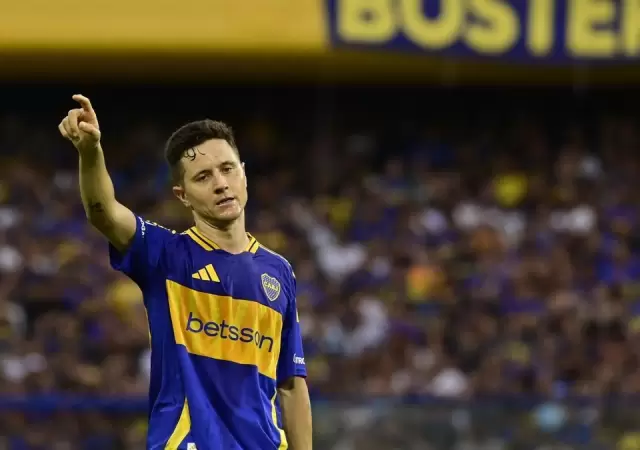 Ander Herrera no puede hacer pie en Boca.