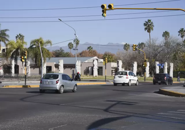 Esta primera etapa supone sincronizar 18 intersecciones. Pero la segunda se ampl�a a 200, y la tercera a 220.