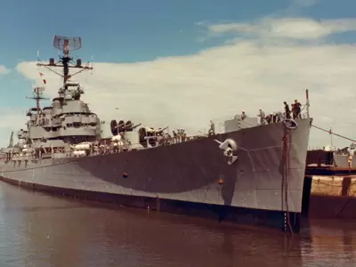 El ARA General Belgrano.