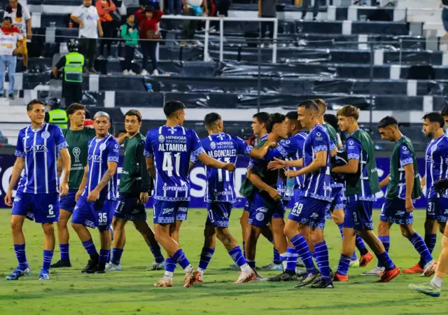 Godoy Cruz enfrenta a Independiente Rivadavia.