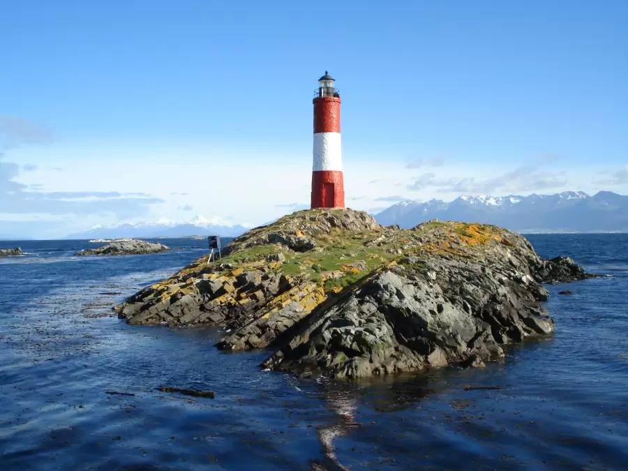 Faro del Fin del Mundo - Les �claireurs