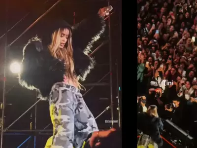 Stoessel cant� un total de 9 canciones e hizo vibrar el barrio de Palermo.