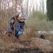 Horrendo hallazgo de un hombre carbonizado en un descampado