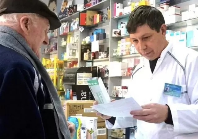 "Es innumerable la cantidad de problemas que ha habido con la log�stica de los remedios" (C. Regazzoni)