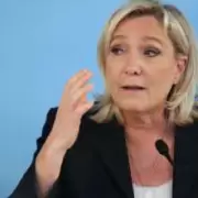 La ultraderecha francesa protesta contra la condena de Marine Le Pen