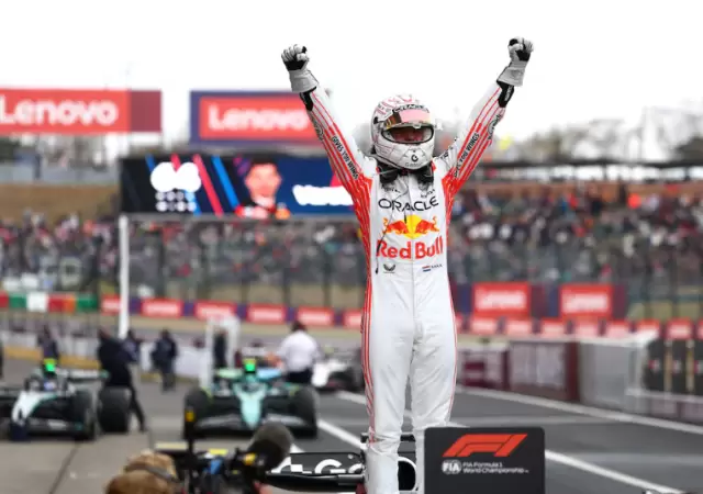 Verstappen brill� en Jap�n con su Red Bull y logr� su primer triunfo del a�o