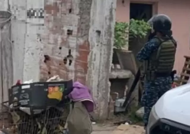 El sangriento hecho se produjo en este domicilio del conurbano bonaerense. (Foto: cronica.com.ar)