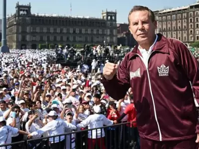 El gran campe�n mexicano hizo vibrar a su pa�s con una clase masiva.