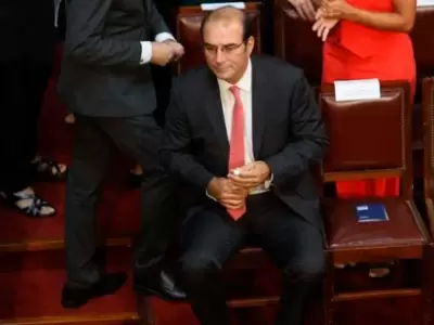 Garc�a Mansilla lleg� y se fue en solitario
