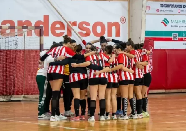Las jugadores de Estudiantes denunciaron esta violaci�n a su intimidad