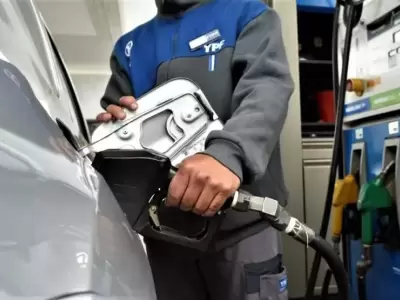 Combustible con descuento: los bancos que te hacen ahorrar