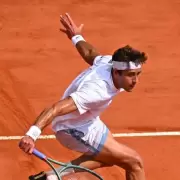 Etcheverry se impuso a Moutet y sonr�e en su debut en el Masters 1000 de Montecarlo