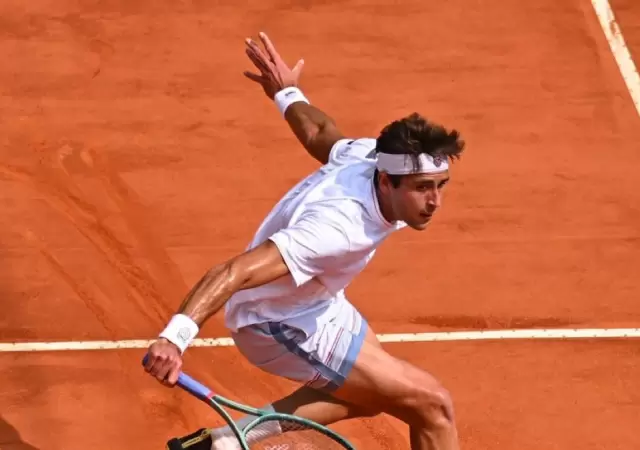 Tomas Etcheverry arranc� con pie derecho en Montecarlo