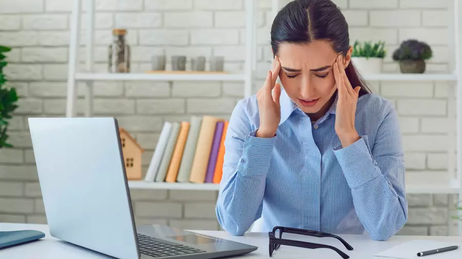 La rutina de un trabajo que parece interminable puede provocar un fenómeno denominado "burnout".