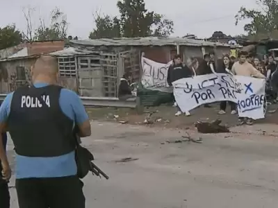 Tensi�n extrema: un ni�o con un cuchillo intent� apu�alar a dos polic�as