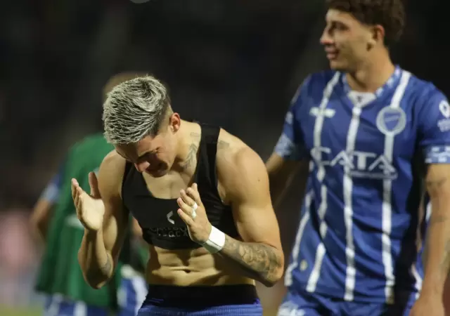 Festejo de Pascual en el 2-0 final.