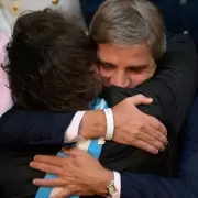 Javier Milei celebr� el acuerdo t�cnico con el FMI y estallaron las redes