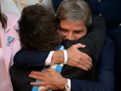 El Presidente felicit� al ministro de Econom�a, Luis Caputo.