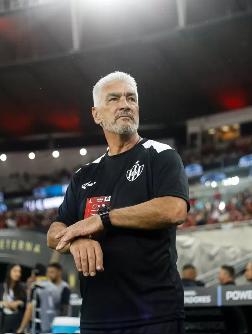 Omar De Felippe, DT de Central C�rdoba de Santiago del Estero.
