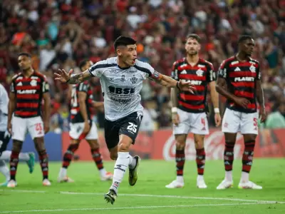 Jos� Florent�n cabece� con fuerzas y marc� el 2-0 en primer tiempo.
