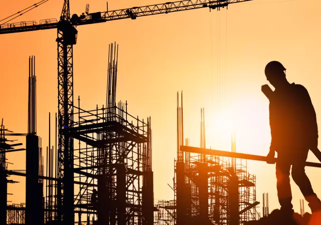 "Casi no hay viviendas p�blicas, no hay obra p�blica, u obras de infraestructura. Estamos en un nivel baj�simo de actividad" (P. Brandi)
