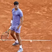 Alcaraz pisa firme en Montecarlo y se cruza Fils en cuartos de final