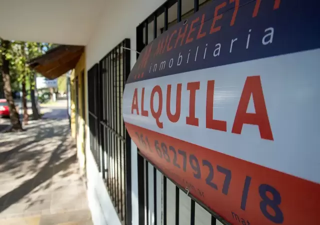 Segn el martillero Emmanuel Ricci, deberan bajar los precios de los alquileres en Argentina o, al menos, mantenerse.