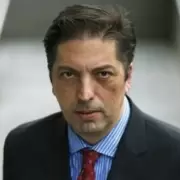 Gustavo L�zari: "Se rompi� el �ltimo grillete de la econom�a argentina"
