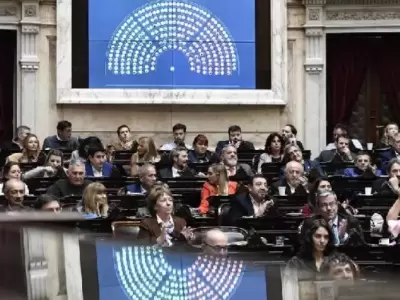 La comisi�n investigadora por el caso Libra se form� con 128 votos afirmativos, 93 en contra y siete abstenciones.
